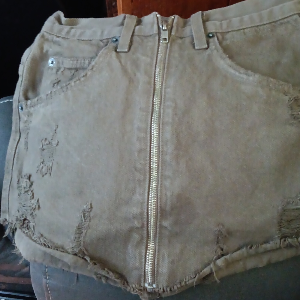 Carmar skirt , sz 24